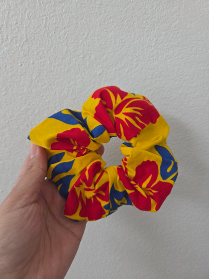 Large Scrunchie