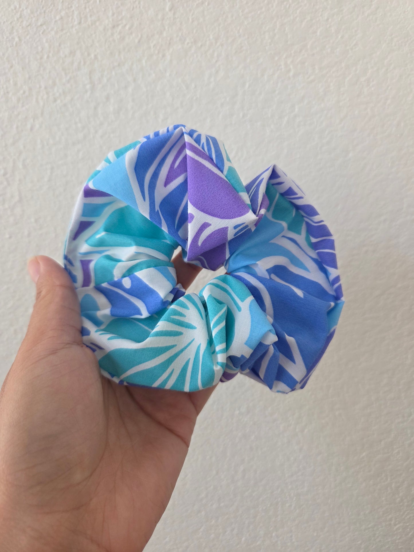 Large Scrunchie